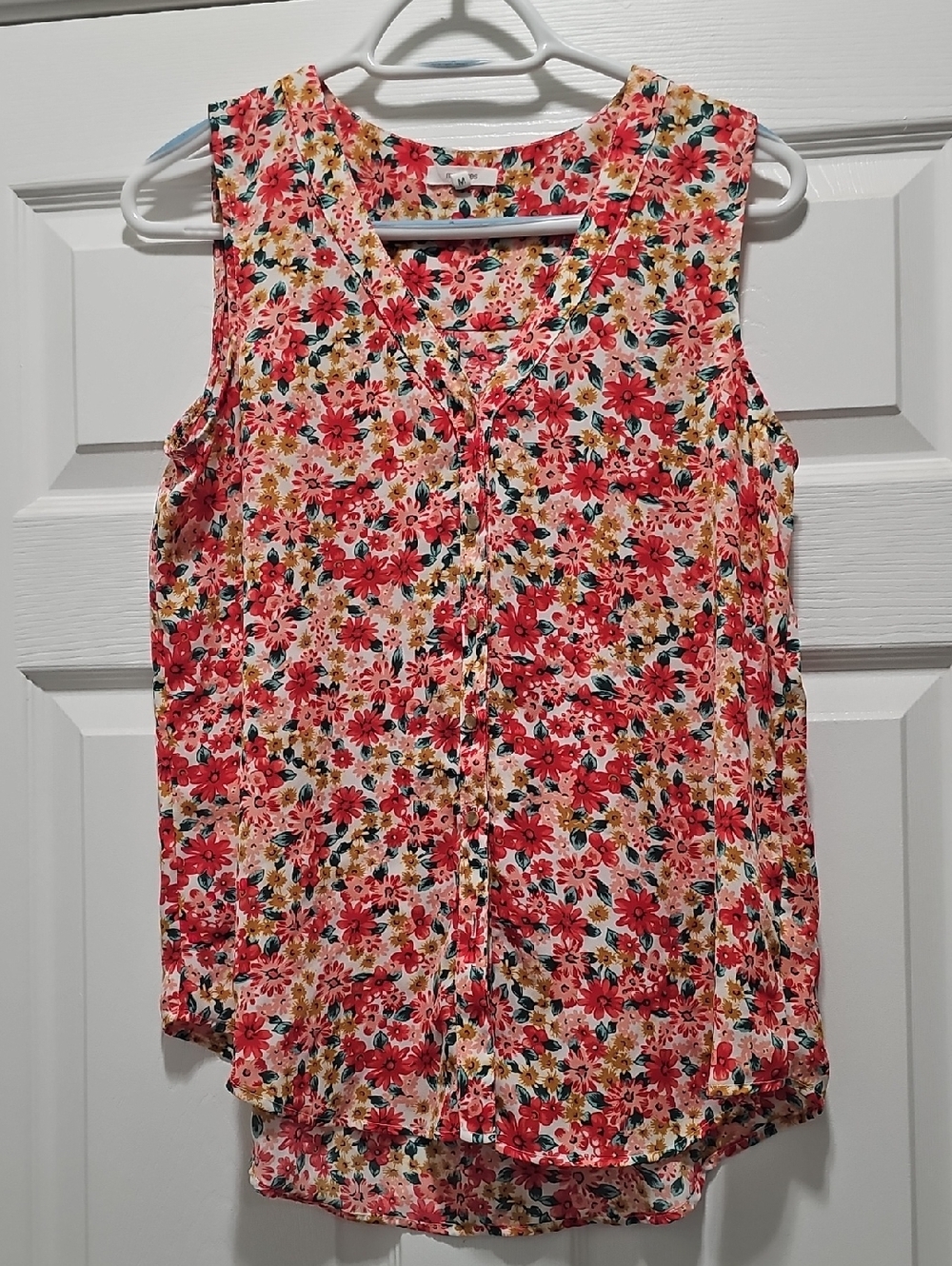 Maurices Pink Floral V-Neck Sleeveless Blouse